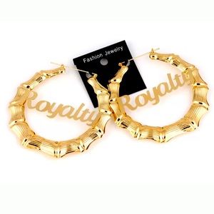 Royalty earring set